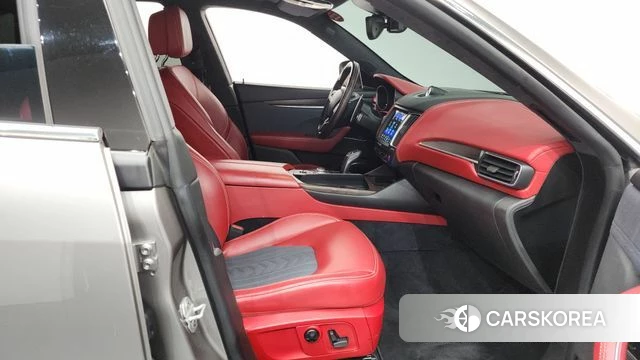 Maserati Levante id 4562529 из Кореи 18