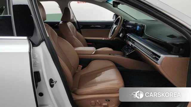 Hyundai Grandeur (GN7) id 4388223 из Кореи 18