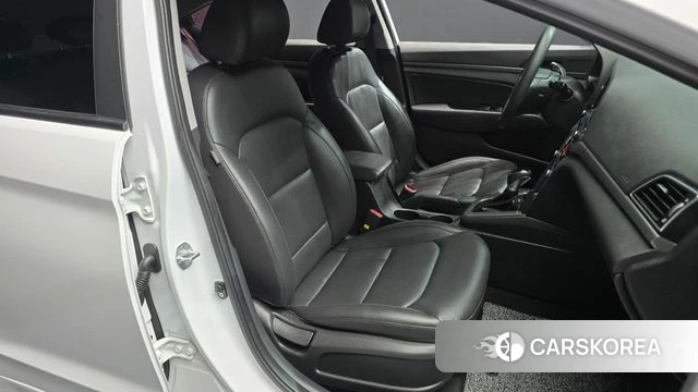 Hyundai Avante AD id 4703633 из Кореи 18