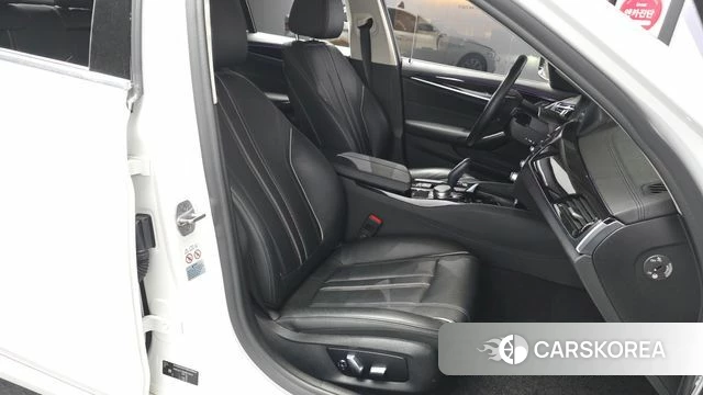 BMW 5 Series (G30) id 4780787 из Кореи 18