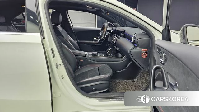 Mercedes-Benz A-Class W177 id 4281869 из Кореи 18