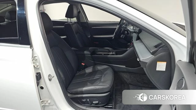 Hyundai Sonata D Edge Hybrid (DN8) id 4612951 из Кореи 18