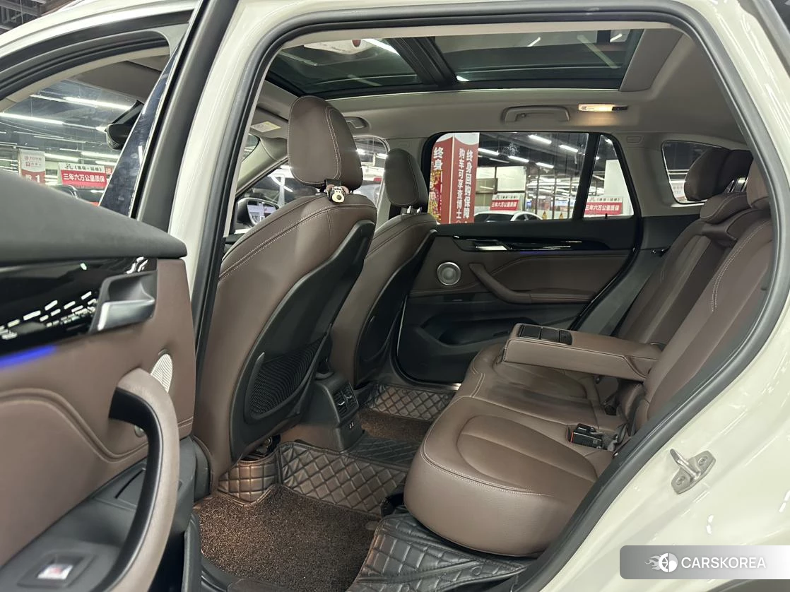 BMW X1 id 4493140 из Китая 18