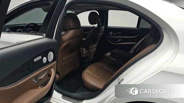 Mercedes-Benz E-Class W213 id 4882341 из Кореи 18