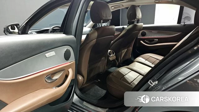 Mercedes-Benz E-Class W213 id 4351333 из Кореи 18