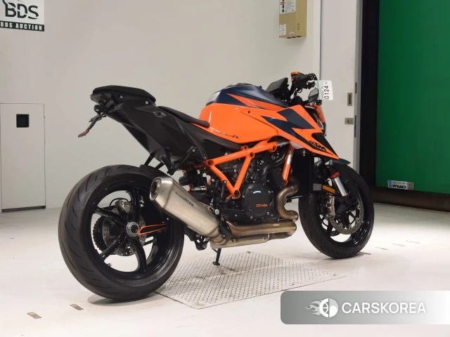 Проданный KTM 1290 SUPER DUKE R 2021 из Японии