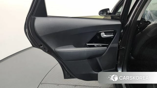 Kia Niro EV id 4717418 из Кореи 18