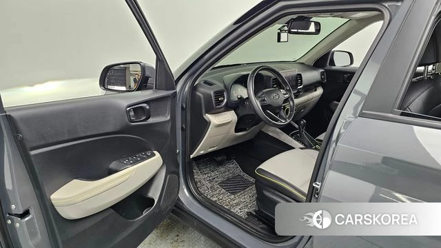 Hyundai Venue id 4387784 из Кореи 18