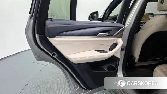 BMW iX3 id 4612552 из Кореи 18