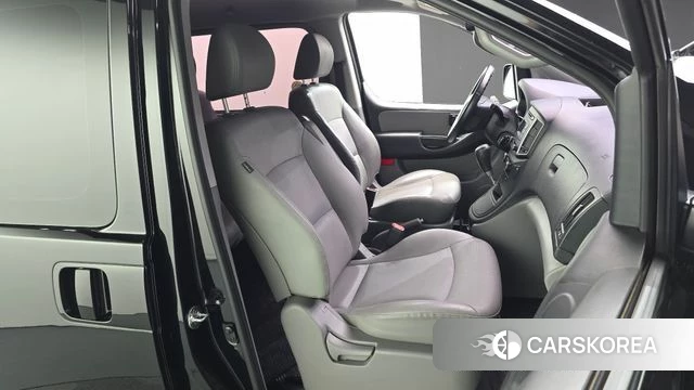 Hyundai The New Grand Starex id 4574176 из Кореи 18