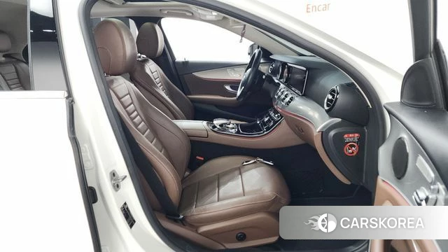 Mercedes-Benz E-Class W213 id 4471539 из Кореи 18
