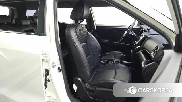 Ssangyong Tivoli Air id 4760416 из Кореи 18