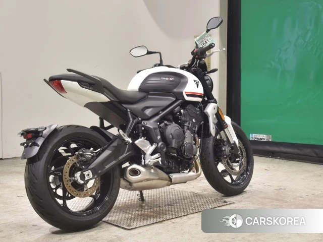 Проданный Triumph TRIDENT 660 2021 из Японии