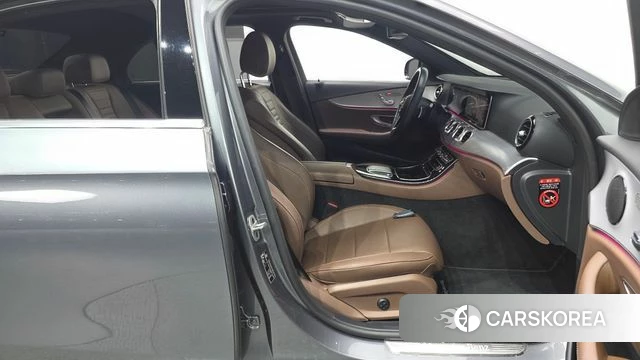 Mercedes-Benz E-Class W213 id 4731745 из Кореи 17