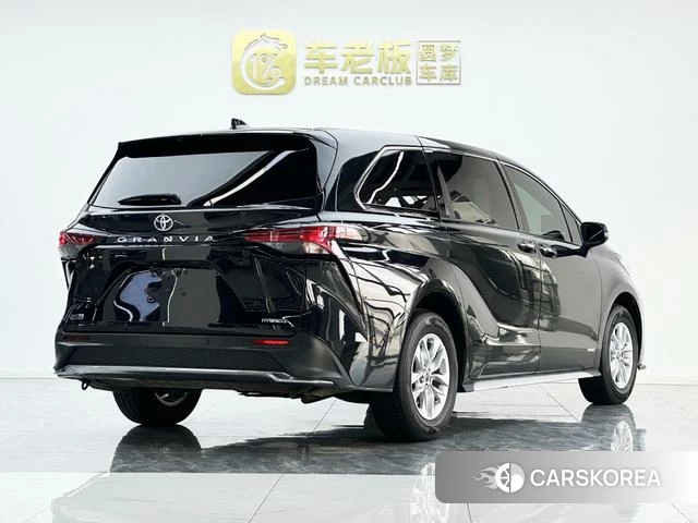 Toyota Grevia id 4329230 из Китая 18
