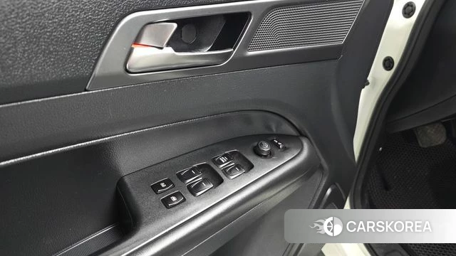Ssangyong The New Rexton Sports Cannes id 4474999 из Кореи 18