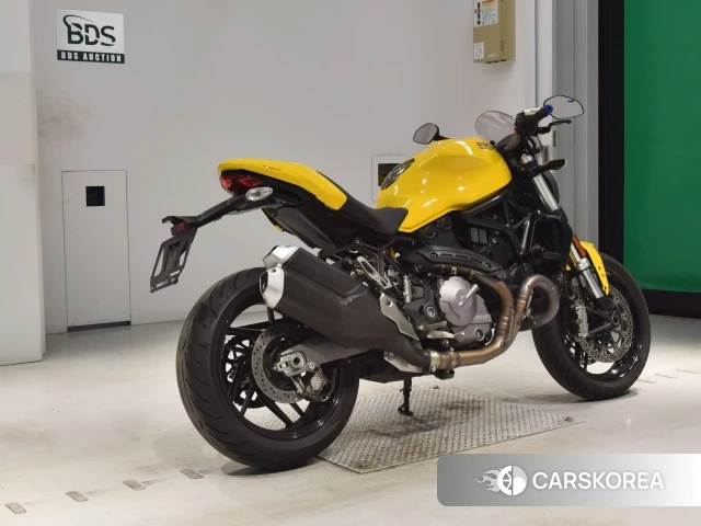 Проданный Ducati MONSTER 821 2018 из Японии, фото 2