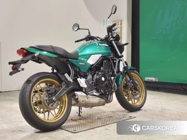 Проданный Kawasaki Z650RS 2023 из Японии