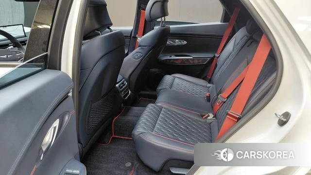 Genesis GV70 id 4281194 из Кореи 18