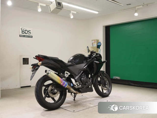 Проданный Honda CBR250R 2013 из Японии, фото 2