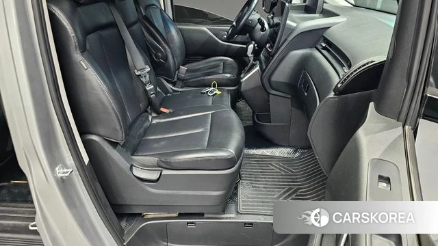 Hyundai Staria id 4905299 из Кореи 18