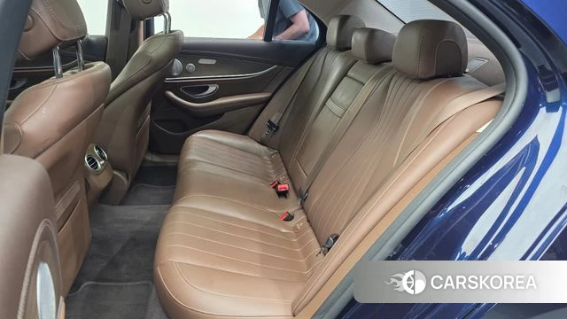 Mercedes-Benz E-Class W213 id 4377866 из Кореи 18