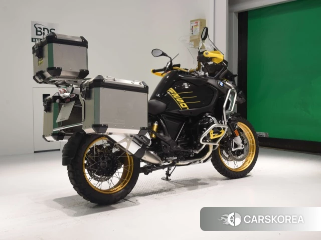 Проданный BMW R1250GS ADVENTURE 2021 из Японии, фото 2