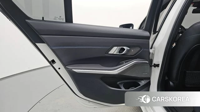 BMW 3 Series (G20) id 4535959 из Кореи 18