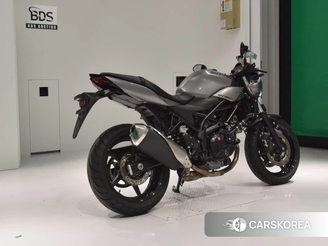 Проданный Suzuki SV650X 2018 из Японии, фото 2