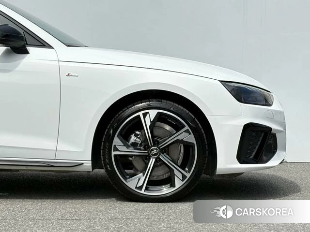 Audi A4L id 4261739 из Китая 18
