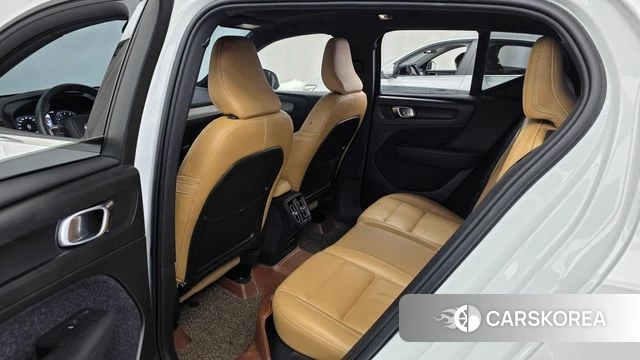 Volvo XC40 id 4384385 из Кореи 18