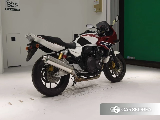 Проданный Honda CB400SF BOLDOR ABS 2016 из Японии, фото 2