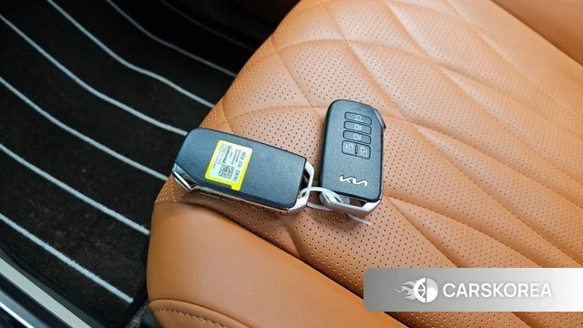 Kia Carnival 4th generation id 4500461 из Кореи 18