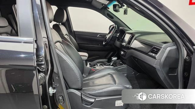 Ssangyong The New Rexton Sports Cannes id 4702468 из Кореи 18
