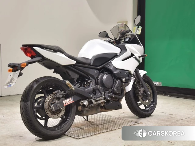 Проданный Yamaha XJ6 DIVERSION ABS 2011 из Японии