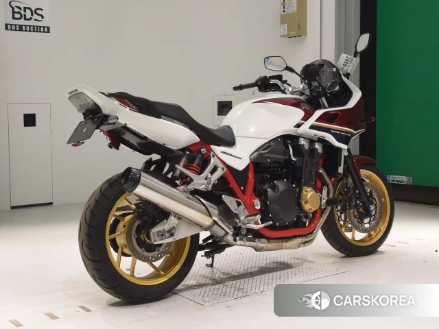 Проданный Honda CB1300SF BOLDOR ABS 2021 из Японии, фото 2