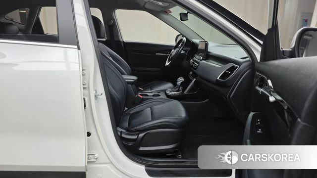 Kia Seltos id 4355184 из Кореи 18