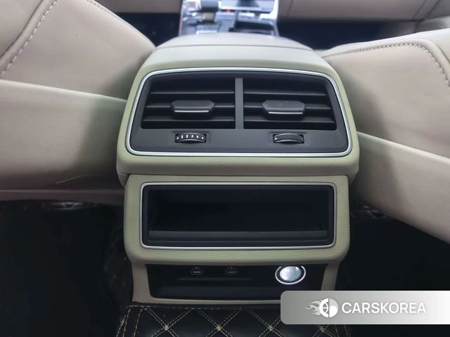Audi A6L id 4261672 из Китая 18