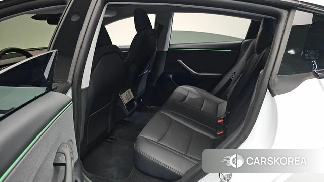 Tesla Model 3 id 4634934 из Кореи 18