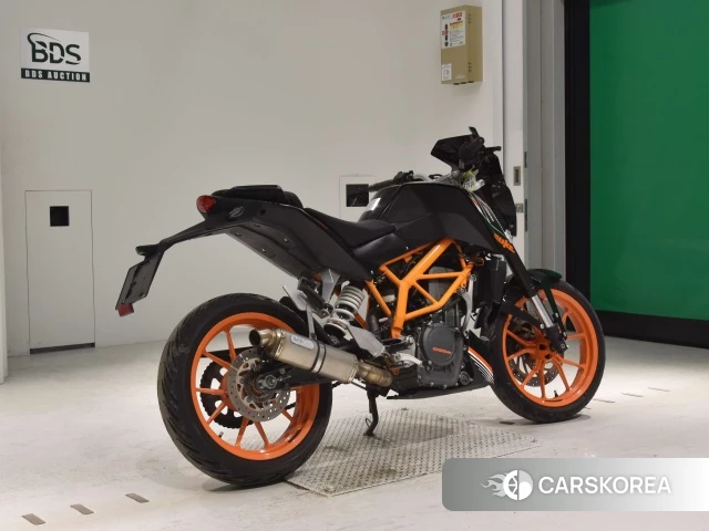 Проданный KTM 390 DUKE 2016 из Японии, фото 2