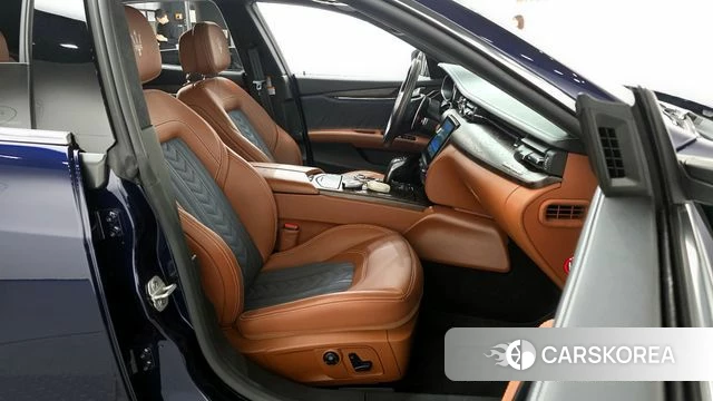 Maserati Quattroporte id 4224770 из Кореи 18