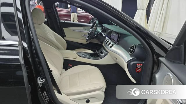 Mercedes-Benz E-Class W213 id 4683229 из Кореи 18