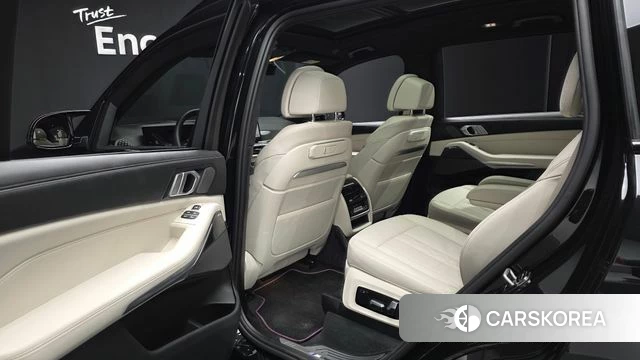 BMW X7 (G07) id 4729799 из Кореи 18