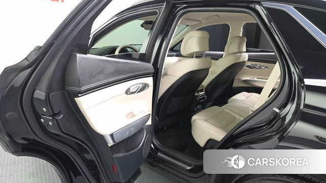 Genesis GV70 id 4201608 из Кореи 18