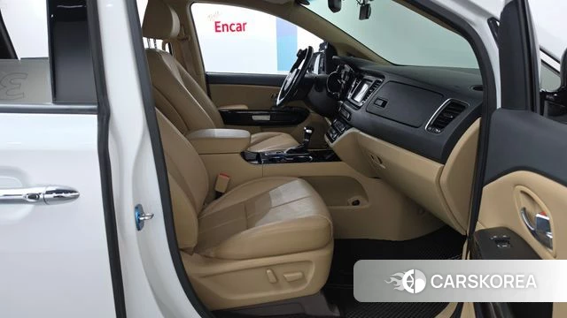 Kia The New Carnival id 4520623 из Кореи 18