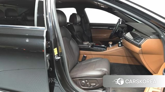 Genesis G90 id 4285586 из Кореи 18