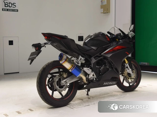 Проданный Honda CBR250RR 2017 из Японии, фото 2