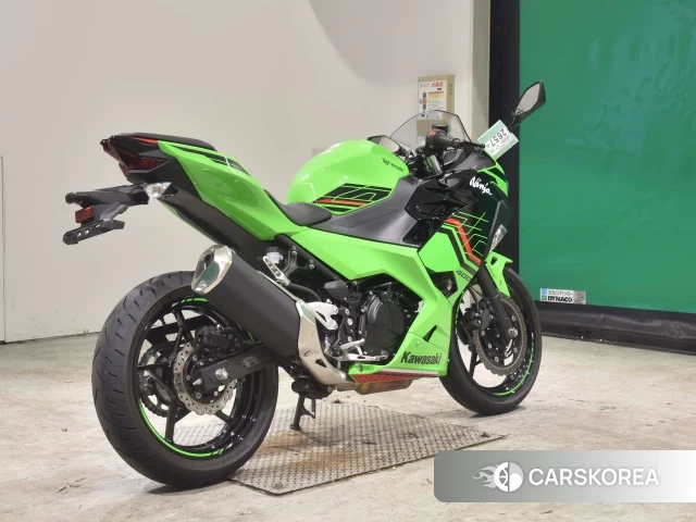 Проданный Kawasaki NINJA 400 2023 из Японии, фото 2