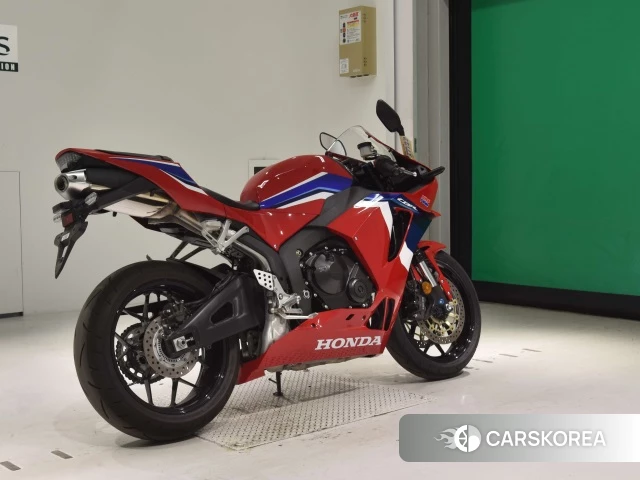 Проданный Honda CBR600RR 2022 из Японии, фото 2