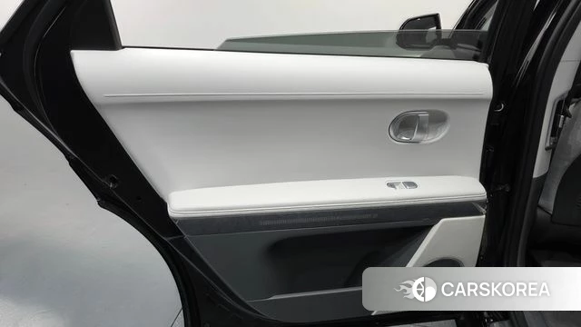 Hyundai Ionic 5 id 4943006 из Кореи 18